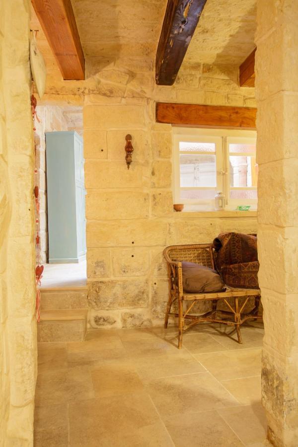 Town House Steeped In History Rabat Exterior photo